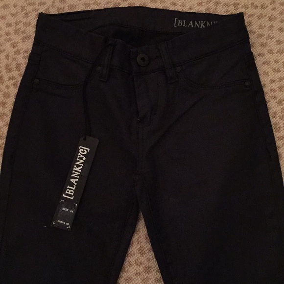 BlankNYC The Spray On [Super Skinny 30” Inseam] - Picture 2 of 4